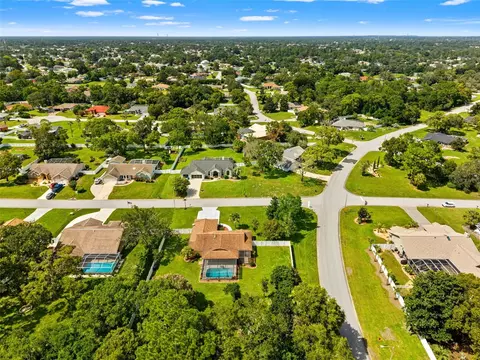 View/Area - 11201 Rainbow Woods Loop, Spring Hill, FL 34609 photo 6 of 6