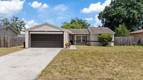 5102 Meadowlark Ln, New Port Richey, FL 34653