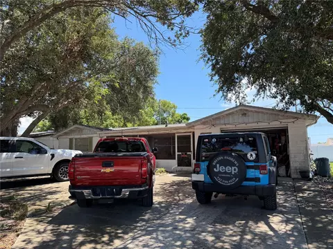 5136 Mecaslin Dr, New Port Richey, FL 34652