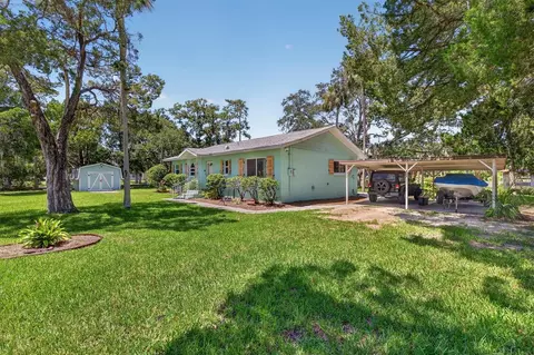 Exterior - 6086 Island Dr, Weeki Wachee, FL 34607 photo 20 of 21