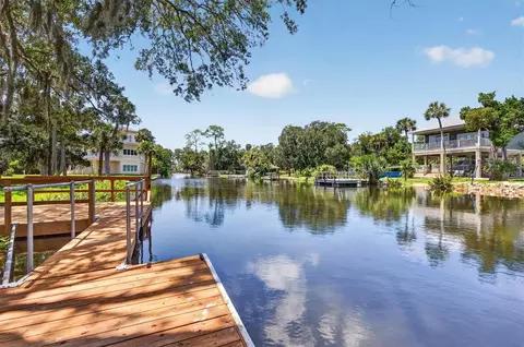 View/Area - 6086 Island Dr, Weeki Wachee, FL 34607 photo 6 of 13