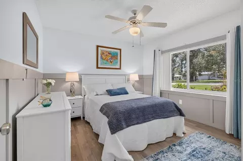 Bedroom - 6086 Island Dr, Weeki Wachee, FL 34607 photo 4 of 5