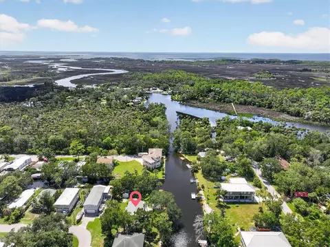 View/Area - 6086 Island Dr, Weeki Wachee, FL 34607 photo 10 of 13