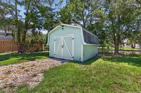 Exterior - 6086 Island Dr, Weeki Wachee, FL 34607 photo 13 of 21