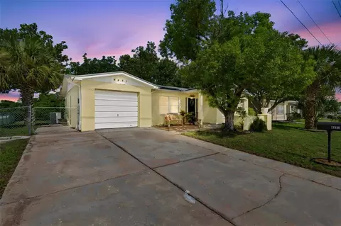 9631 Marlinton Ln, Port Richey, FL 34668