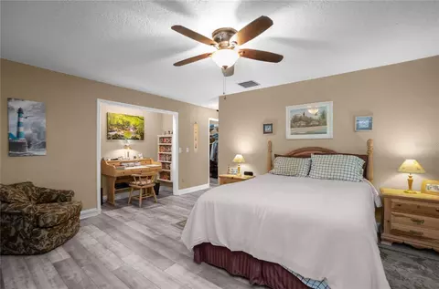 Bedroom - 3711 E Turquoise Dr, Hernando, FL 34442 photo 2 of 6