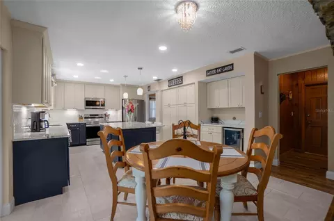 Kitchen - 3711 E Turquoise Dr, Hernando, FL 34442 photo 2 of 6