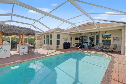 Exterior - 1016 Ketzal Dr, Trinity, FL 34655 photo 8 of 9