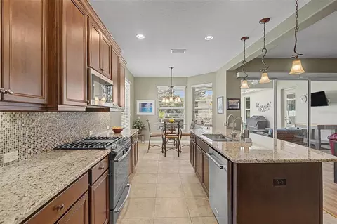 Kitchen - 1016 Ketzal Dr, Trinity, FL 34655 photo 4 of 4