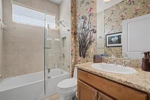 Bath - 1016 Ketzal Dr, Trinity, FL 34655 photo 4 of 5