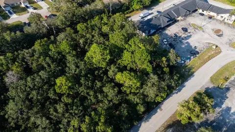 1347 Kass Cir, Spring Hill, FL 34606 photo 5
