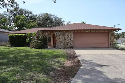 8949 Forest Lake Dr, Port Richey, FL 34668