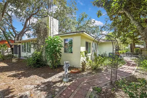 Exterior - 1185 Macfarlane Ave, Spring Hill, FL 34608 photo 8 of 9