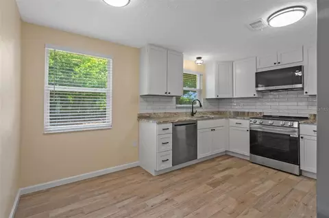 Kitchen - 2187 Dixie Garden Loop, Holiday, FL 34690 photo 1 of 6