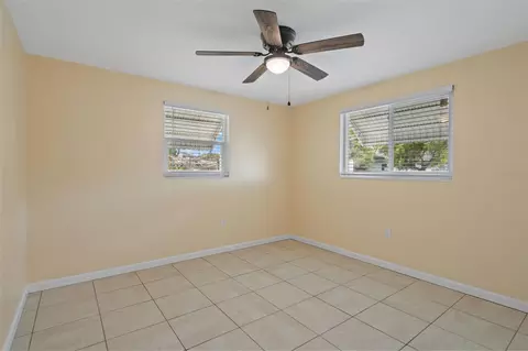 Bedroom - 2187 Dixie Garden Loop, Holiday, FL 34690 photo 3 of 8