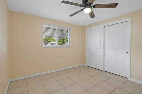 Bedroom - 2187 Dixie Garden Loop, Holiday, FL 34690 photo 4 of 8