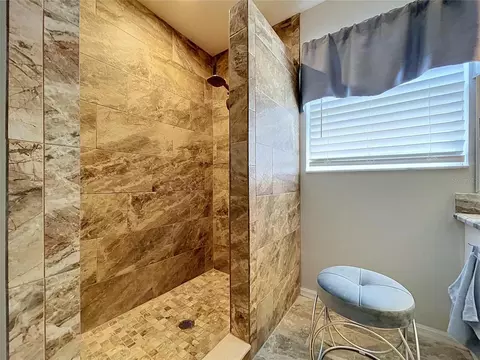 Bath - 1017 Sweet Jasmine Dr, Trinity, FL 34655 photo 3 of 6