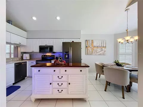 Kitchen - 1017 Sweet Jasmine Dr, Trinity, FL 34655 photo 2 of 6