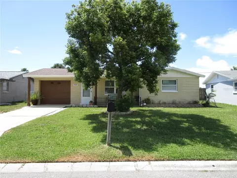 10801 Fillmore Ave, Port Richey, FL 34668