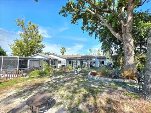 Exterior - 9040 Bay Dr, Spring Hill, FL 34606 photo 18 of 22