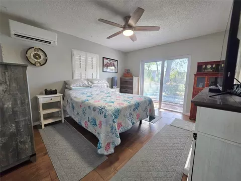 Bedroom - 9040 Bay Dr, Spring Hill, FL 34606 photo 6 of 7