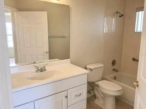 Bath - Undisclosed, Ocala, FL 34476 photo 2 of 5