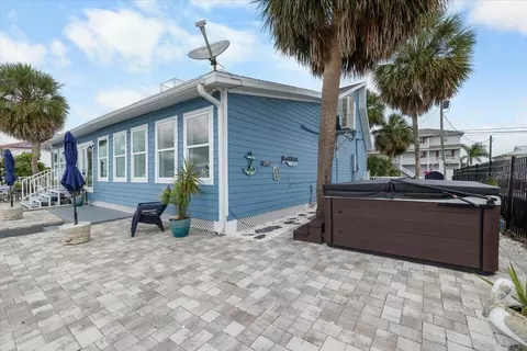 Exterior - 3200 Gulf Winds Cir, Hernando Beach, FL 34607 photo 2 of 3