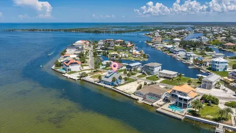View/Area - 3200 Gulf Winds Cir, Hernando Beach, FL 34607 photo 6 of 19