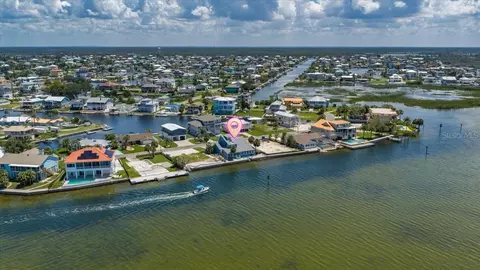 View/Area - 3200 Gulf Winds Cir, Hernando Beach, FL 34607 photo 18 of 19