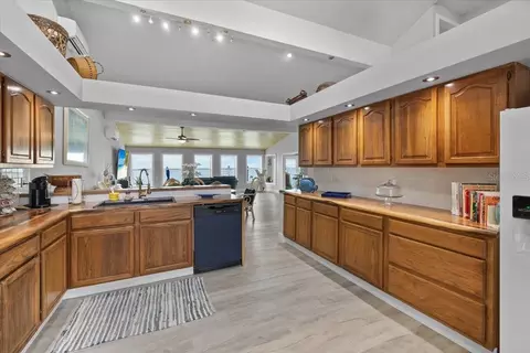 Kitchen - 3200 Gulf Winds Cir, Hernando Beach, FL 34607 photo 3 of 3