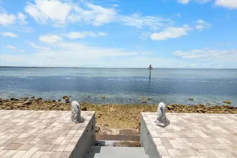 View/Area - 3200 Gulf Winds Cir, Hernando Beach, FL 34607 photo 3 of 19