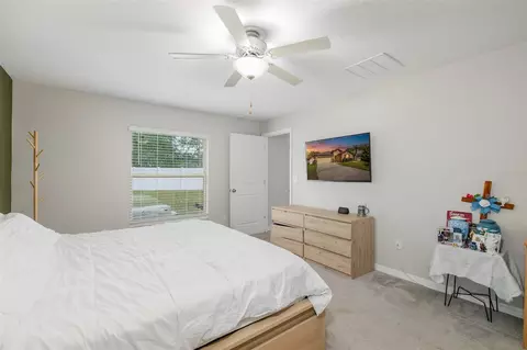 Bedroom - 518 Argyll Dr, Spring Hill, FL 34609 photo 3 of 11