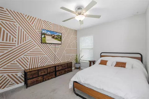 Bedroom - 518 Argyll Dr, Spring Hill, FL 34609 photo 5 of 11