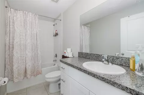 Bath - 518 Argyll Dr, Spring Hill, FL 34609 photo 1 of 1