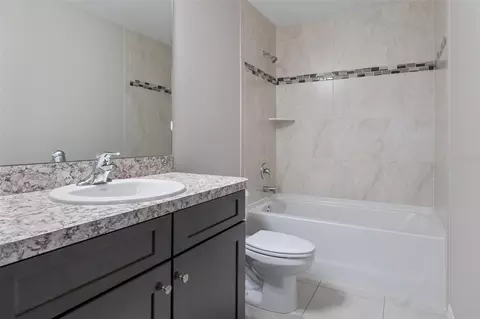 Bath - 12073 Manassas Ave, Weeki Wachee, FL 34614 photo 4 of 4