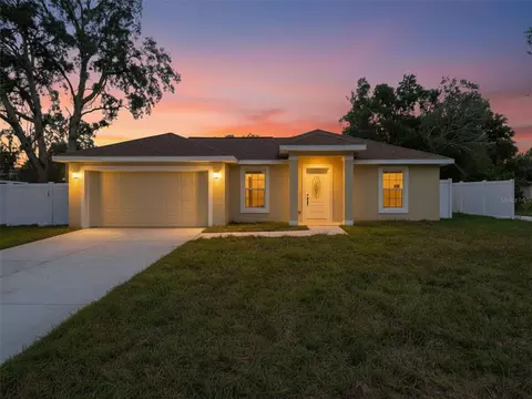 Exterior - 7209 Apache Trl, Spring Hill, FL 34606 photo 4 of 7