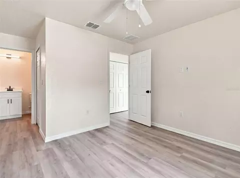 Bedroom - 7209 Apache Trl, Spring Hill, FL 34606 photo 3 of 9