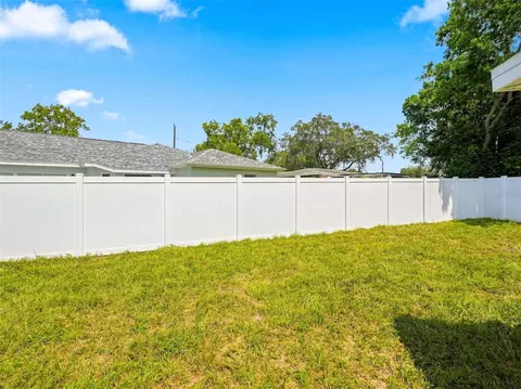 Exterior - 7209 Apache Trl, Spring Hill, FL 34606 photo 5 of 7