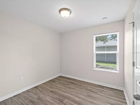 Bedroom - 7454 Mohawk Trl, Spring Hill, FL 34606 photo 1 of 5
