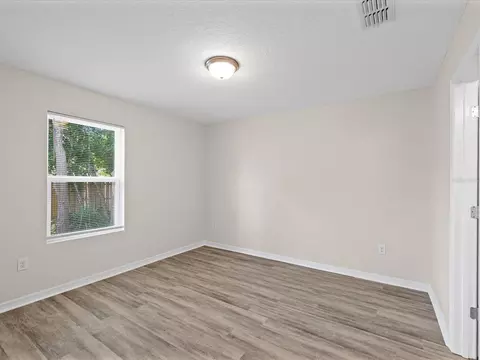 Bedroom - 7454 Mohawk Trl, Spring Hill, FL 34606 photo 4 of 5