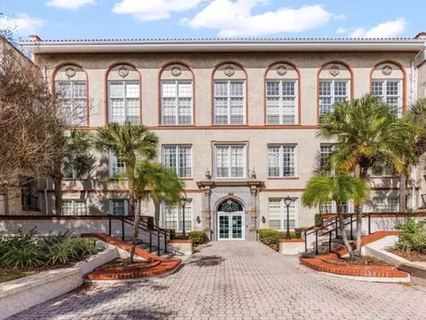 701 Mirror Lake Dr N #317, Saint Petersburg, FL 33701