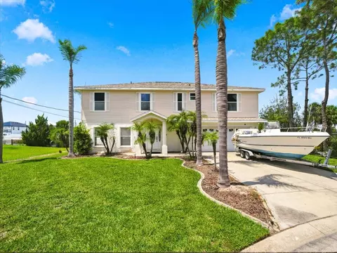 Exterior - 3417 Fernleaf Dr, Hernando Beach, FL 34607 photo 1 of 7