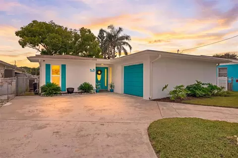 4920 Pelican Dr, New Port Richey, FL 34652
