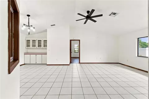 Living - 15125 Willowood Ln, Spring Hill, FL 34604 photo 5 of 7