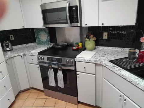 Kitchen - 8057 Delaware Dr, Weeki Wachee, FL 34607 photo 3 of 4