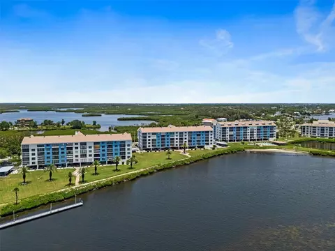4650 Bay Blvd #1021, Port Richey, FL 34668