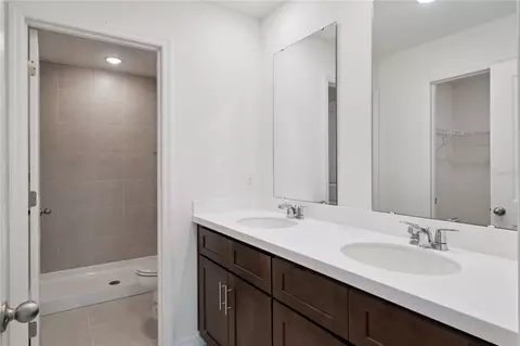 Bath - 5212 Luisa Ct, Saint Cloud, FL 34771 photo 1 of 2