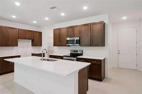 Kitchen - 5212 Luisa Ct, Saint Cloud, FL 34771 photo 2 of 2