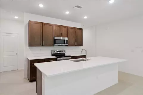 Kitchen - 5212 Luisa Ct, Saint Cloud, FL 34771 photo 1 of 2