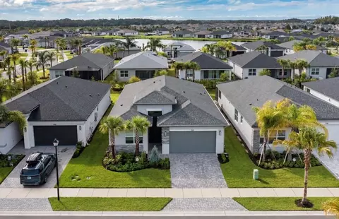 3101 Malta Ave, Wesley Chapel, FL 33543